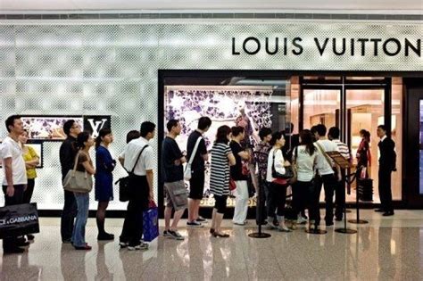 lv 中国|louis vuitton in chinese.